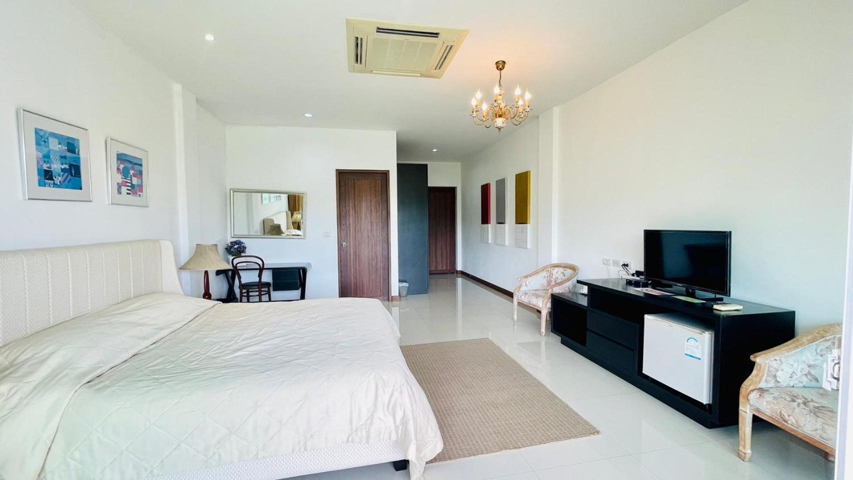 Baan Ing Khao Hotel Pakchong Exterior photo