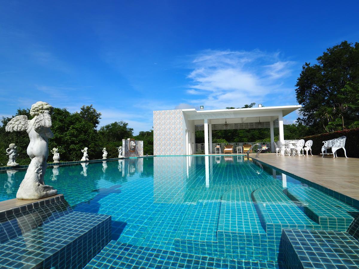 Baan Ing Khao Hotel Pakchong Exterior photo